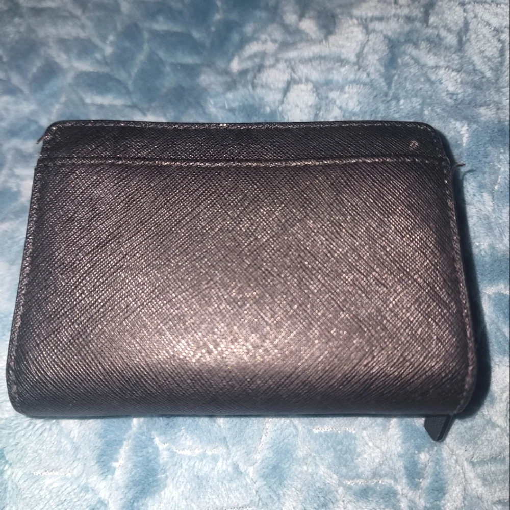 Kate Spade Wallet - Picture 2 of 3